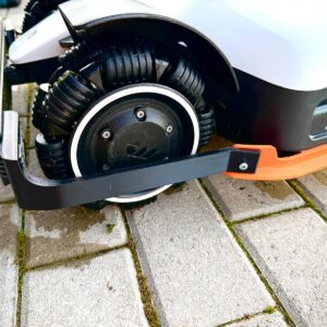 Mammotion Luba 2x rattakaitse