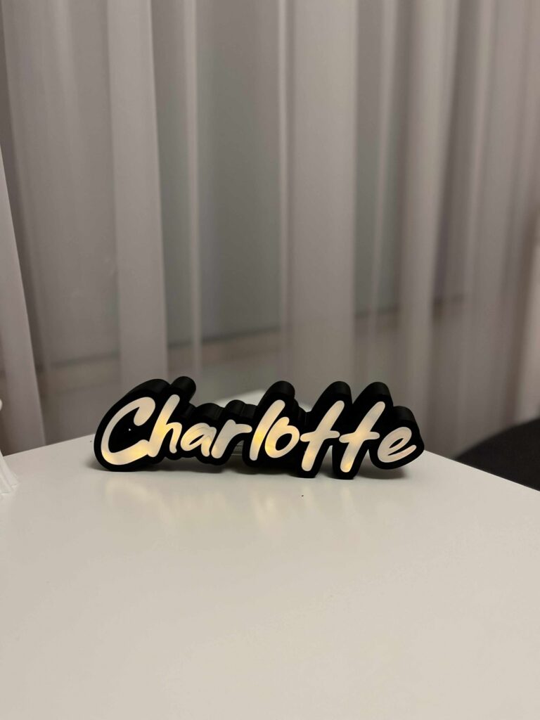 Enda nimega valguskast